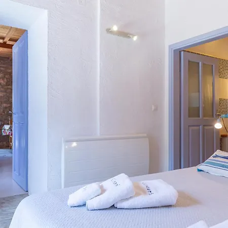 Willa Maison Traditionnelle Grecque Avec Acces Direct A La De Glysteri A Pied Skopelos