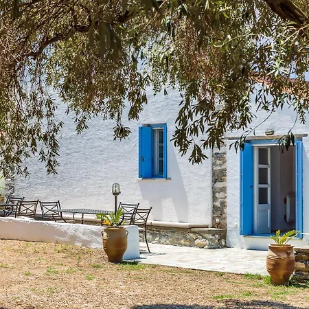 ヴィラ Maison Traditionnelle Grecque Avec Acces Direct A La De Glysteri A Pied
