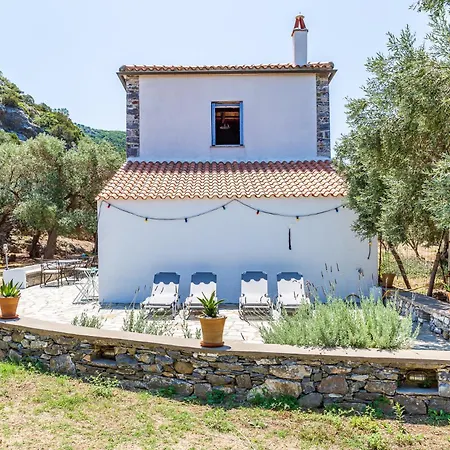 Maison Traditionnelle Grecque Avec Acces Direct A La De Glysteri A Pied Skopelos