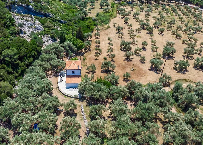 Villa Maison Traditionnelle Grecque Avec Acces Direct A La De Glysteri A Pied Skopelos Town