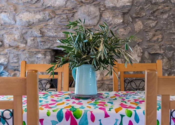 Villa Maison Traditionnelle Grecque Avec Acces Direct A La De Glysteri A Pied