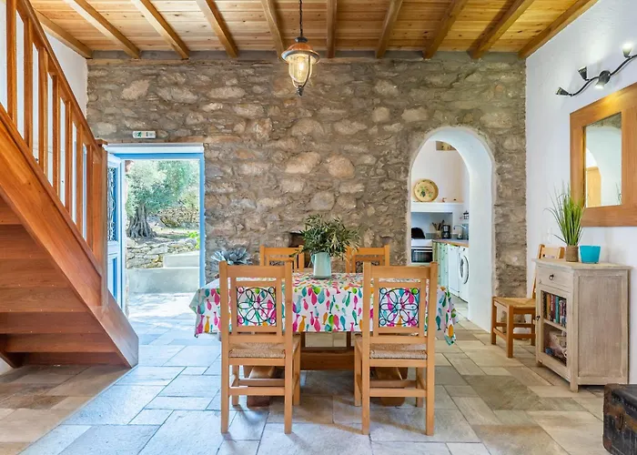 Maison Traditionnelle Grecque Avec Acces Direct A La De Glysteri A Pied Villa Skopelos Town